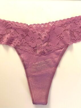 Victoria's Secret Lace-Trim Thong Panty in Dusty Rose NWOT